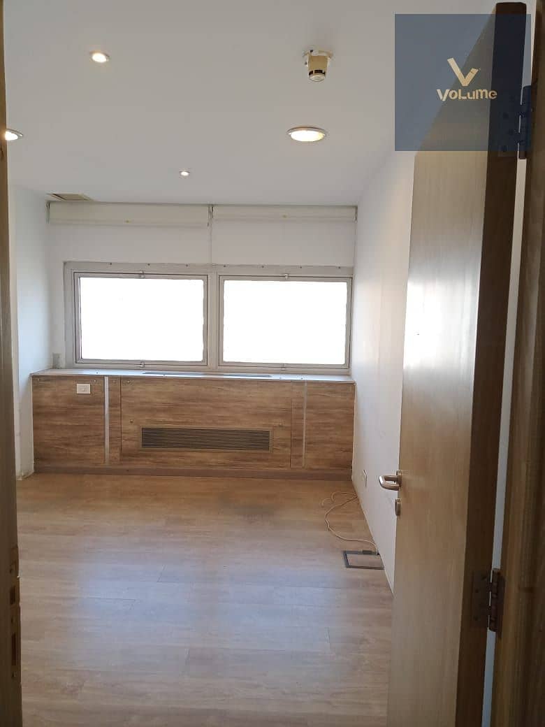 5 7bbaa11b-f56f-4756-8248-da80d6318674. jpeg