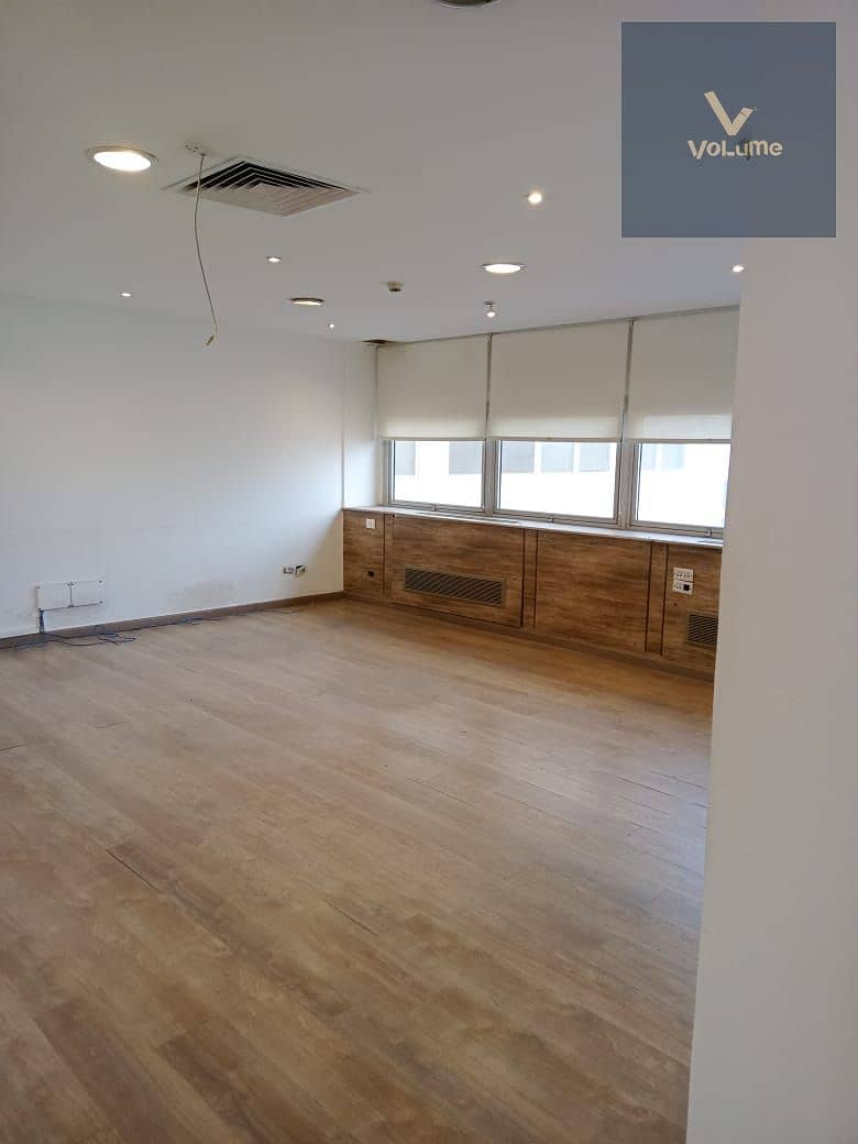 7 b45ba6fe-f8c0-4b90-835b-821ea8093456. jpeg