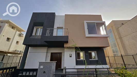 3 Bedroom Villa for Sale in Madinaty, Cairo - f04590e8-3724-434c-b4c7-889d193d8bf5. jpeg