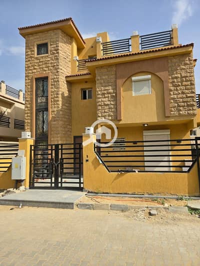 3 Bedroom Villa for Sale in Sheikh Zayed, Giza - WhatsApp Image 2025-04-13 at 5.46. 19 PM. jpeg