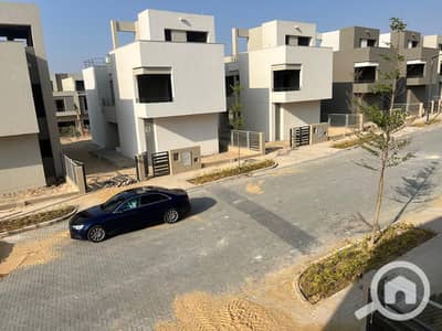 3 Bedroom Villa for Sale in 6th of October, Giza - IMG-20250412-WA0133. jpg