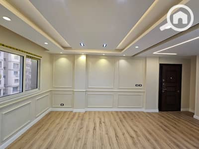 2 Bedroom Apartment for Sale in Madinaty, Cairo - 1. jpg