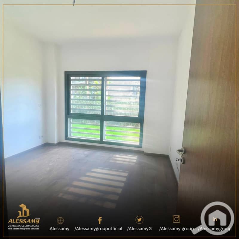 2 PRIVADOGROUNDWITHGARDENFORSALE (1). jpg