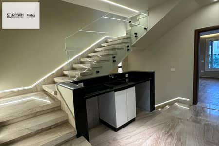 4 Bedroom Townhouse for Rent in 6th of October, Giza - vkOBOfU1erSe9pmJiMVc0pdn8wl9IhNBOedy1Vj8. jpg