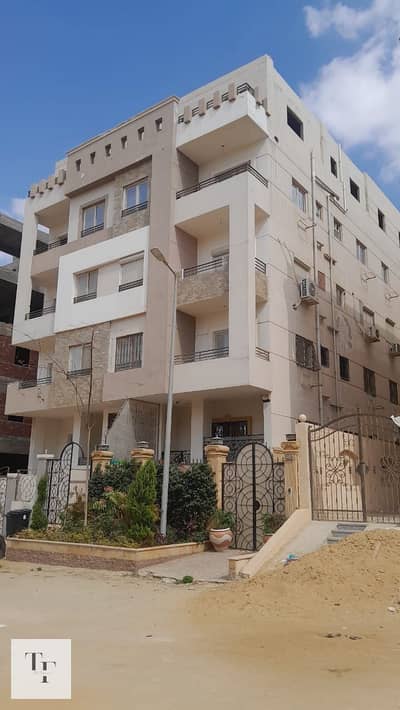 3 Bedroom Flat for Sale in New Cairo, Cairo - 2f3c306a-3a8a-4e54-8f76-f91a4c9d7f28. jpg