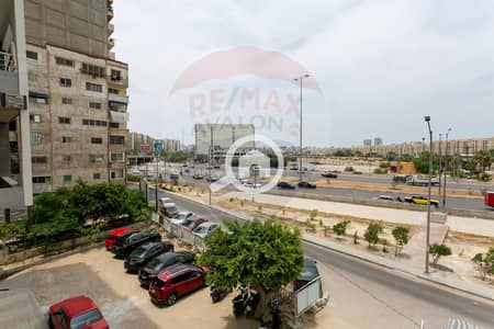 شقة 3 غرف نوم للبيع في سموحة، الإسكندرية - 2. jpg