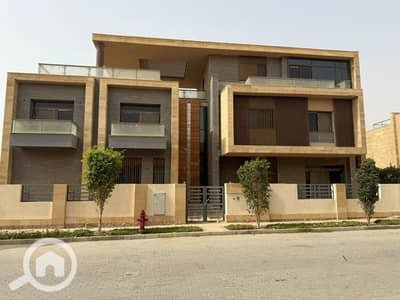 3 Bedroom Townhouse for Sale in New Cairo, Cairo - db3366ac-1cb0-4b1e-84db-0c616790f038. jpg