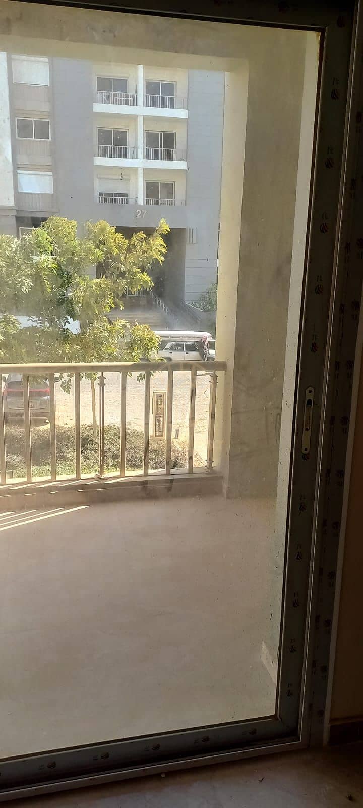 2 mn. jpg