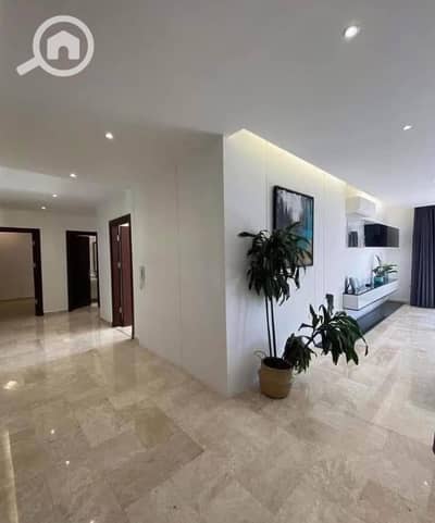 5 Bedroom Villa for Sale in New Cairo, Cairo - 486667188_4013939418821574_6714783603243800749_n. jpg