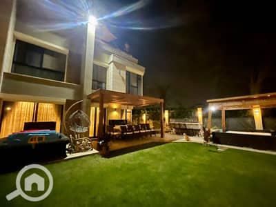 5 Bedroom Twin House for Sale in New Cairo, Cairo - WhatsApp Image 2025-05-19 at 2.06. 28 PM. jpeg