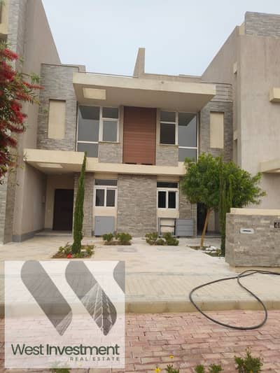 تاون هاوس 4 غرف نوم للبيع في العاصمة الإدارية الجديدة، القاهرة - WhatsApp Image 2025-05-19 at 8.00. 47 AM. jpeg
