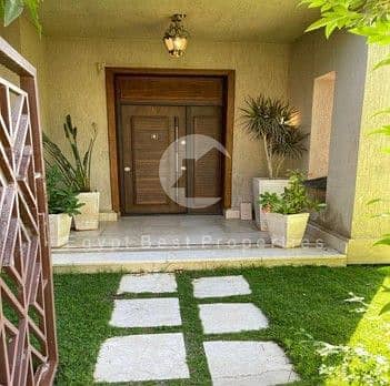 فیلا 5 غرف نوم للايجار في 6 أكتوبر، الجيزة - Picture1. jpg