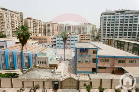 فلیٹ 3 غرف نوم للبيع في سموحة، الإسكندرية - 1. jpg