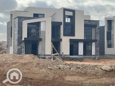 5 Bedroom Twin House for Sale in 6th of October, Giza - WhatsApp Image 2025-04-27 at 12.05. 27 PM (1). jpeg