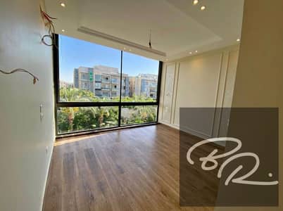 3 Bedroom Flat for Sale in 6th of October, Giza - WhatsApp Image 2025-05-19 at 3.01. 22 PM (3). jpeg