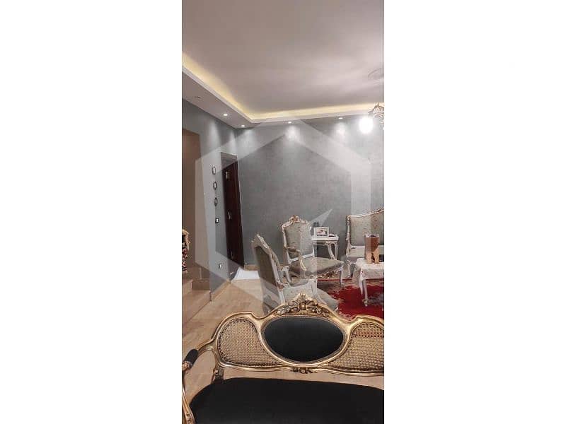 7 Al Patio 6 7. jpg