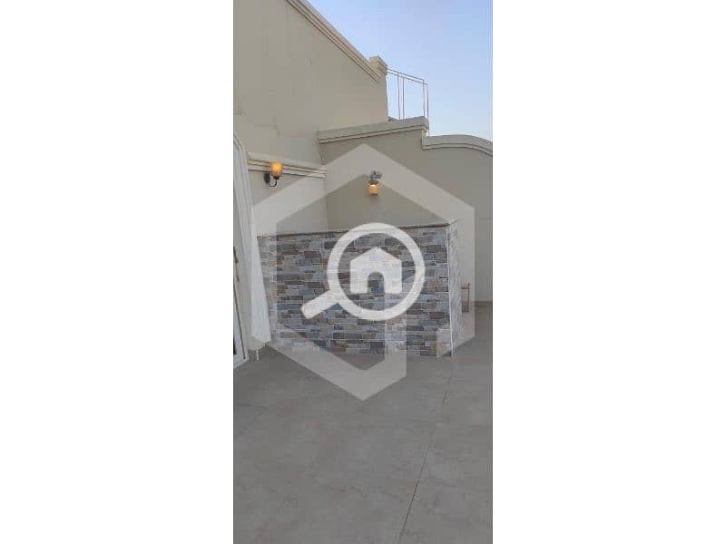 12 Al Patio 6 12. jpg