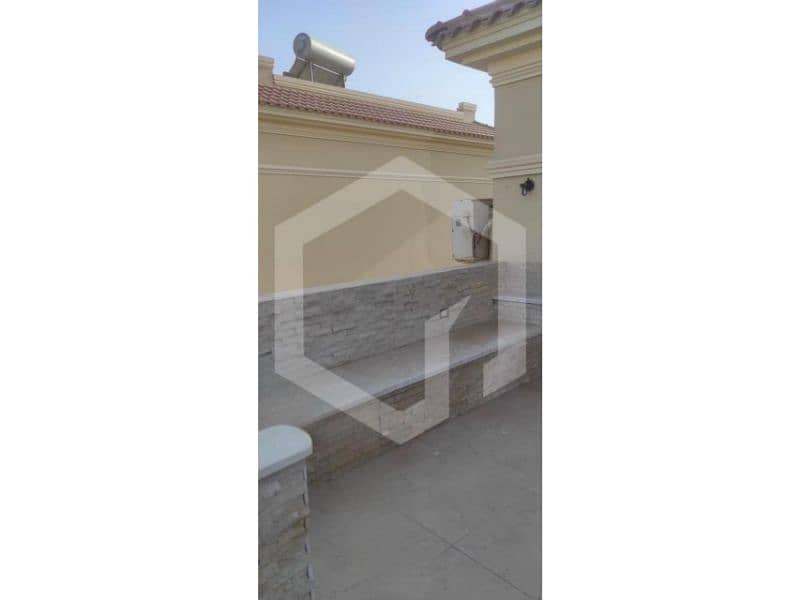 13 Al Patio 6 13. jpg