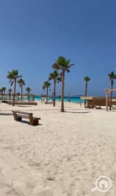 2 Bedroom Chalet for Sale in North Coast, Matruh - 9ff7031e-e30d-4922-9f94-4a9b908a8b7c. jpg