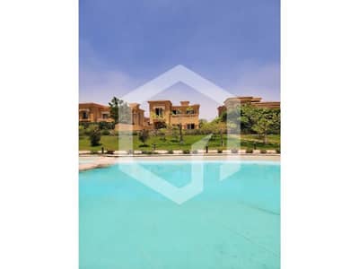 فیلا 5 غرف نوم للبيع في الشيخ زايد، الجيزة - Royal Meadows 5. jpg