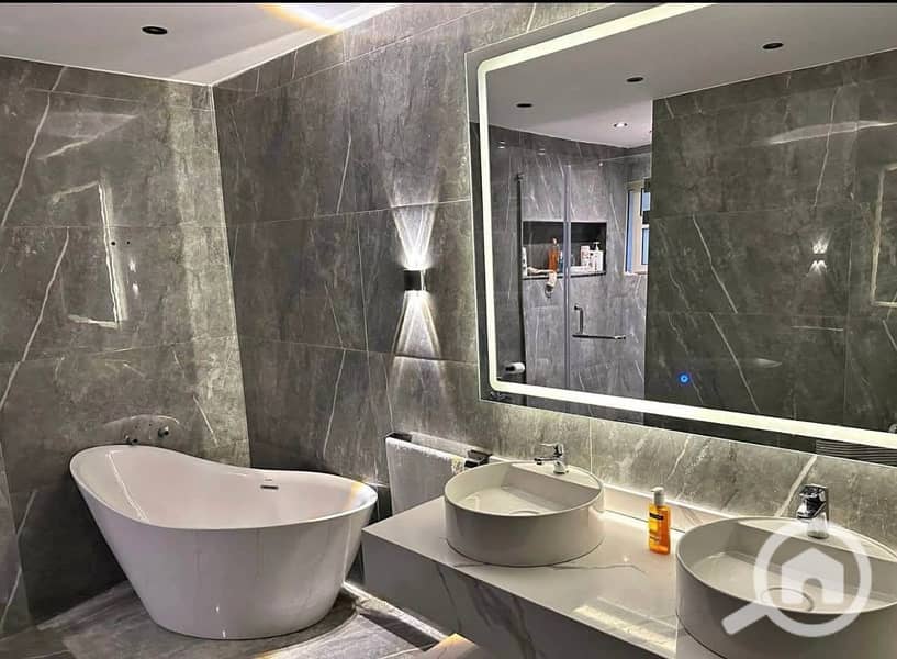 4 FB_IMG_1744926058496. jpg