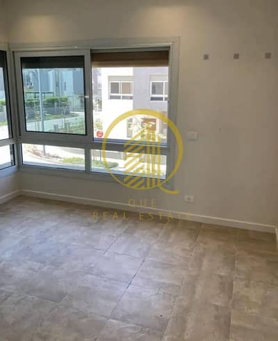5 Bedroom Townhouse for Sale in Sheikh Zayed, Giza - WhatsApp Image 2025-05-20 at 4.13. 11 PM (4). jpeg