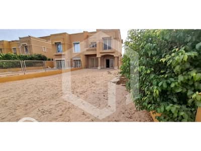توين هاوس 4 غرف نوم للبيع في الشيخ زايد، الجيزة - Royal Meadows 1. jpg