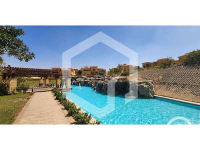 4 Bedroom Townhouse for Sale in Sheikh Zayed, Giza - Royal Meadows 4. jpg