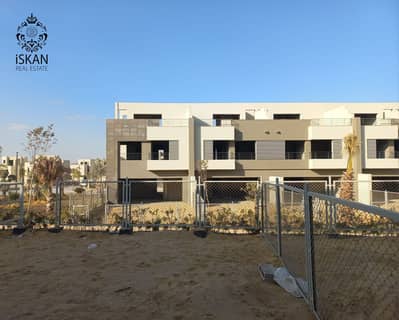 5 Bedroom Townhouse for Sale in 6th of October, Giza - WhatsApp Image 2025-05-22 at 12.08. 50 PM (1). jpeg