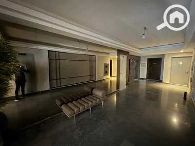 2 Bedroom Apartment for Sale in Sheikh Zayed, Giza - IMG-20250520-WA0132. jpg