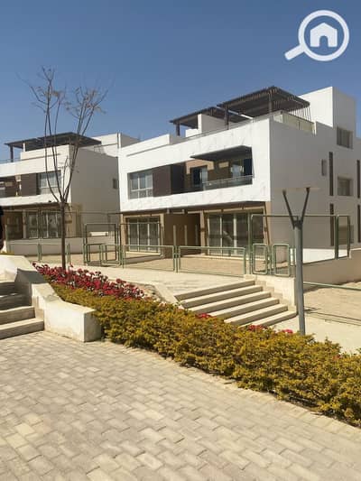 4 Bedroom Twin House for Sale in 6th of October, Giza - WhatsApp Image 2025-04-26 at 3.28. 45 PM. jpeg