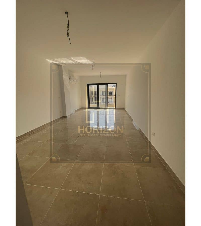 10 Super lux in Compound Fifth Square Al Marasem كمبوند فيفث سكوير المراسم. jpg