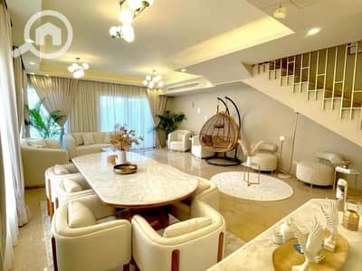 4 Bedroom Twin House for Sale in Sheikh Zayed, Giza - IMG_3900. jpeg