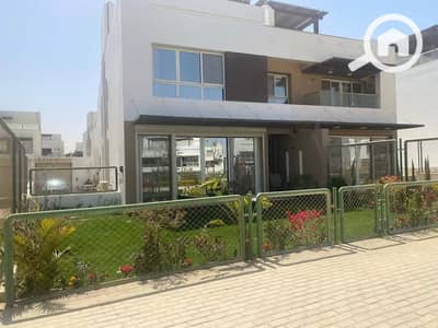 4 Bedroom Villa for Sale in 6th of October, Giza - IMG-20250520-WA0246. jpg