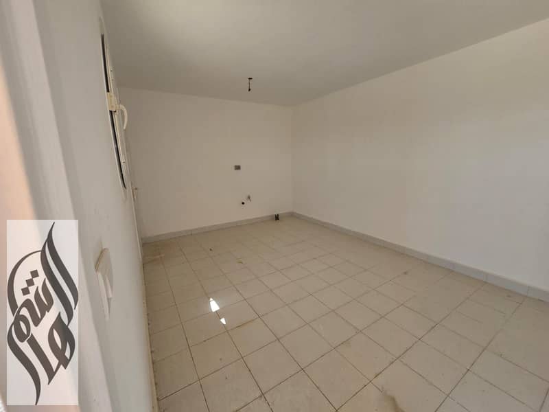 12 IMG-20250524-WA0150. jpg