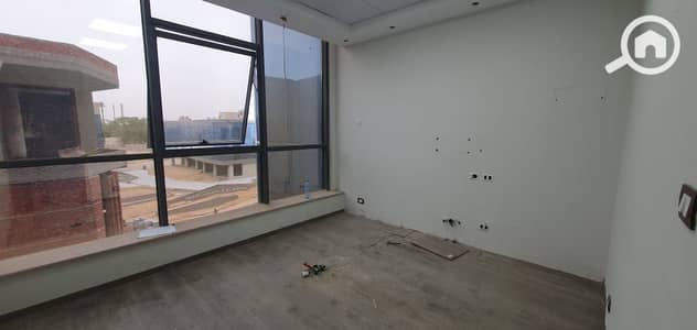 عيادة  للايجار في 6 أكتوبر، الجيزة - WhatsApp Image 2025-05-17 at 9.54. 04 PM. jpeg