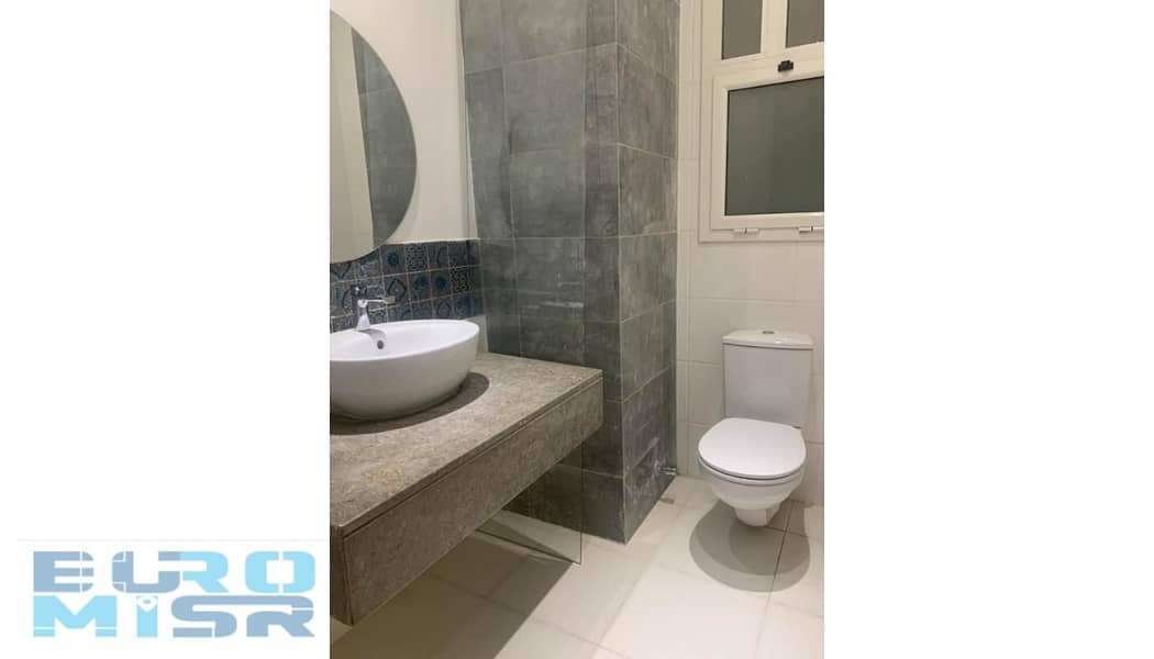 11 d4d92eba-ab9c-40eb-8c24-25de2347f333. jpg