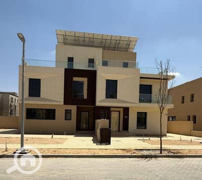 4 Bedroom Twin House for Sale in Sheikh Zayed, Giza - WhatsApp Image 2025-05-17 at 4.24. 19 PM. jpeg