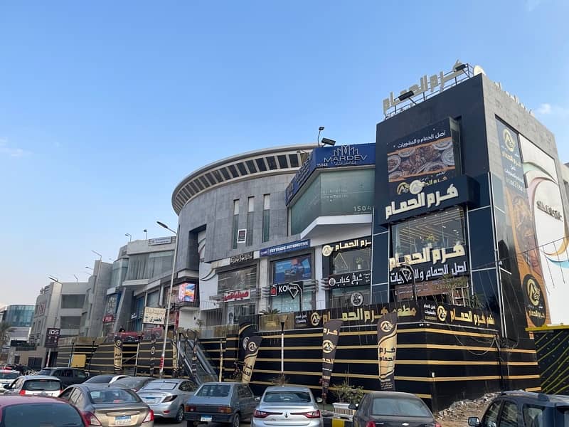 محل للايجار 48m فى التجمع الخامس مجمع البنوك