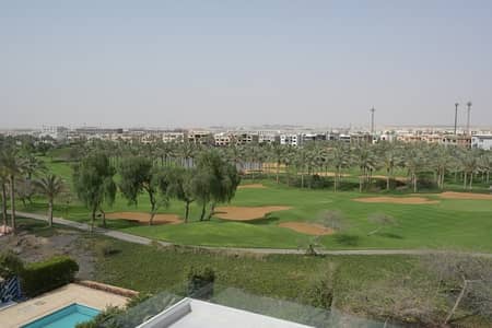 فیلا 4 غرف نوم للايجار في القاهرة الجديدة، القاهرة - فيلا صف اول جولف كمبوند قطامية ديونز