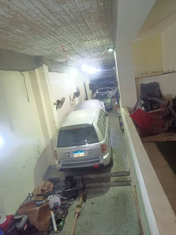 محل للبيع مساحه 125 متر صافي بمحطه الجراچ جسر السويس محل للبيع مساحه 125 متر صافي بمحطه الجراچ جسر السويس