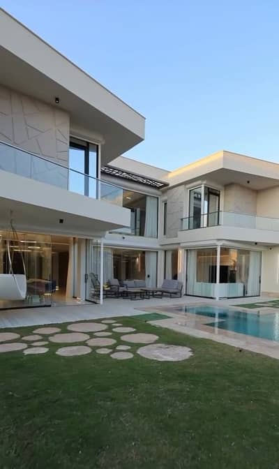 7 Bedroom Villa for Sale in 6th of October, Giza - Owner, Super prime located Villa