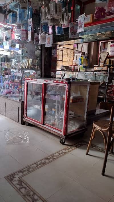 محلات تجارية  للبيع في باكوس، الإسكندرية - محل للبيع اربع ابواب علي الشارع الرئيسي