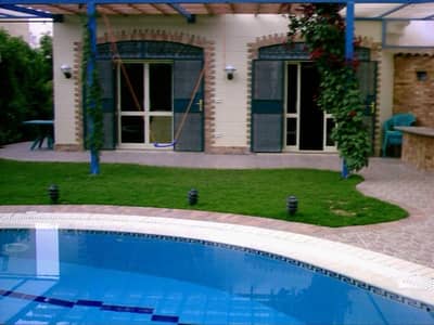 5 Bedroom Villa for Sale in Shorouk City, Cairo - فيلا للبيع