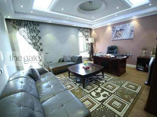 10 f55aed21-4567-42fb-9c2a-3cdff3671597. jpg