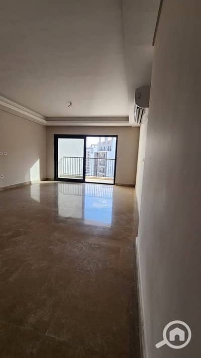 2 Bedroom Apartment for Sale in Sheikh Zayed, Giza - 492228096_664757836527552_2680699987897615845_n. jpg