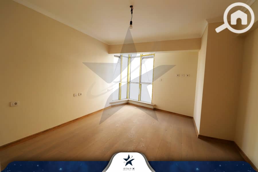 3 GRAND VIEW 2. jpg