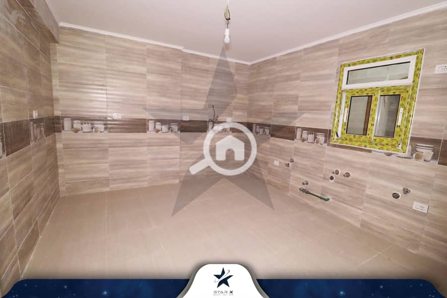 11 GRAND VIEW 9. jpg