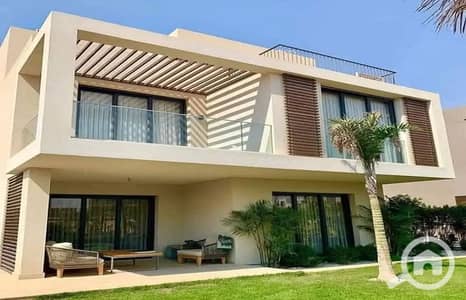 4 Bedroom Townhouse for Sale in Sheikh Zayed, Giza - 26466600-800x600_1400x900 (1). jpg