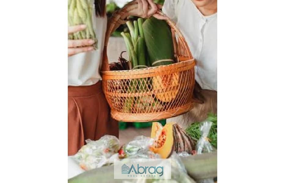 9 Lugar Brochure updated. pdf-image-182. jpg